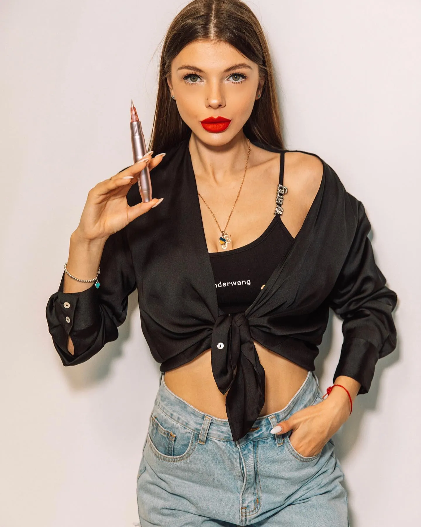 Alena Savchuk, majsterka permanentného make-upu