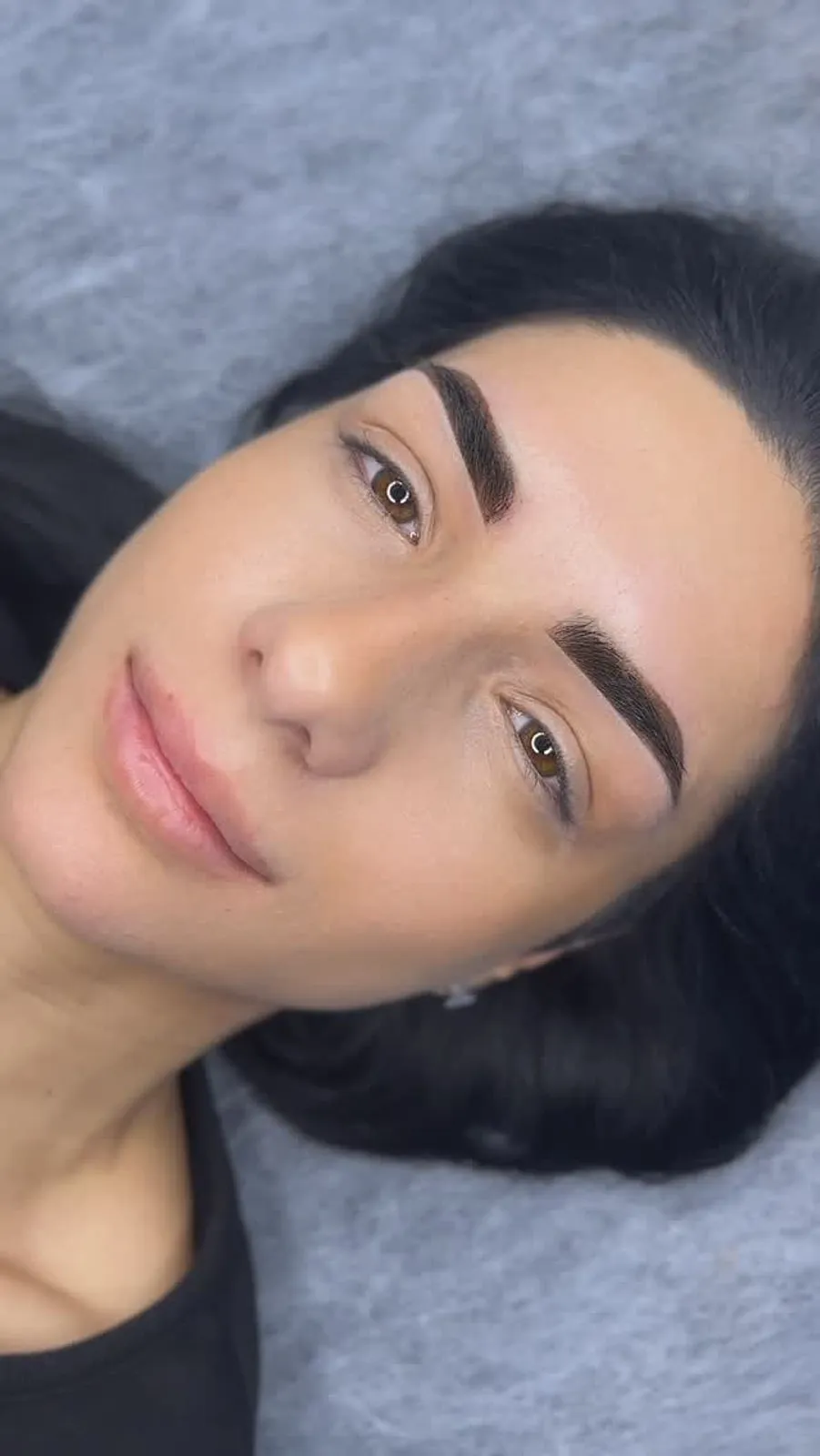 Permanentný make-up obočia — práca Aleny Savchuk