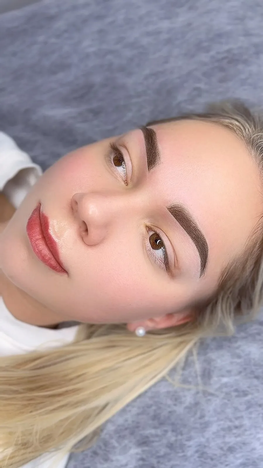 Permanentný make-up obočia — práca Aleny Savchuk