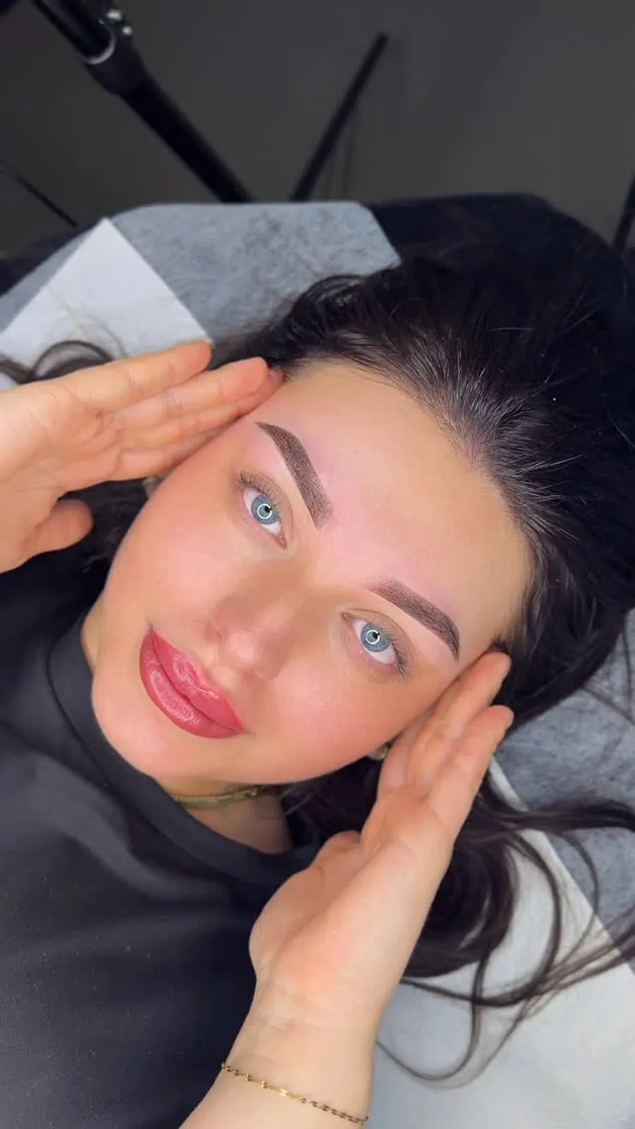 Permanentný make-up obočia a pier — práca Aleny Savchuk