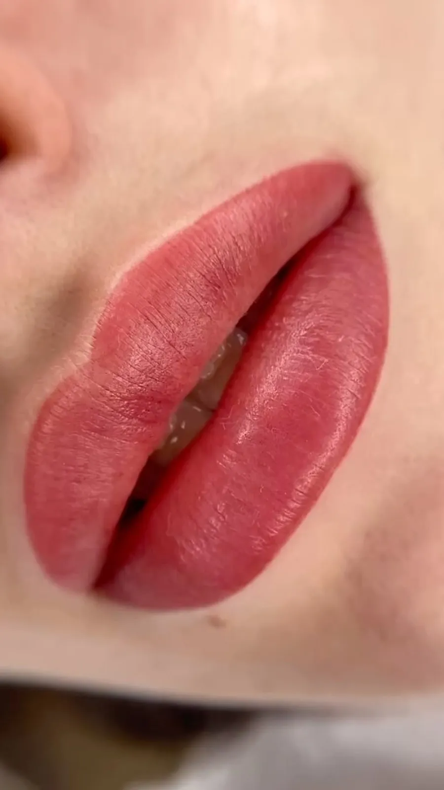 Permanentný make-up pier — práca Aleny Savchuk